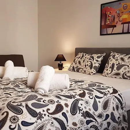 Apartman Palette Chocolate - Center, 6 Bd, 3 Bath